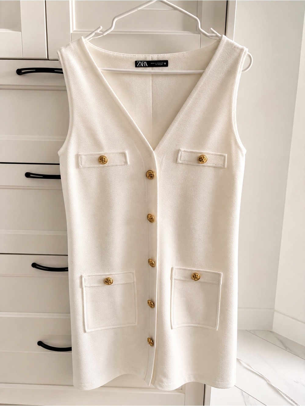 Zara White Textured Knit Dress Gold Button Detail ⭐